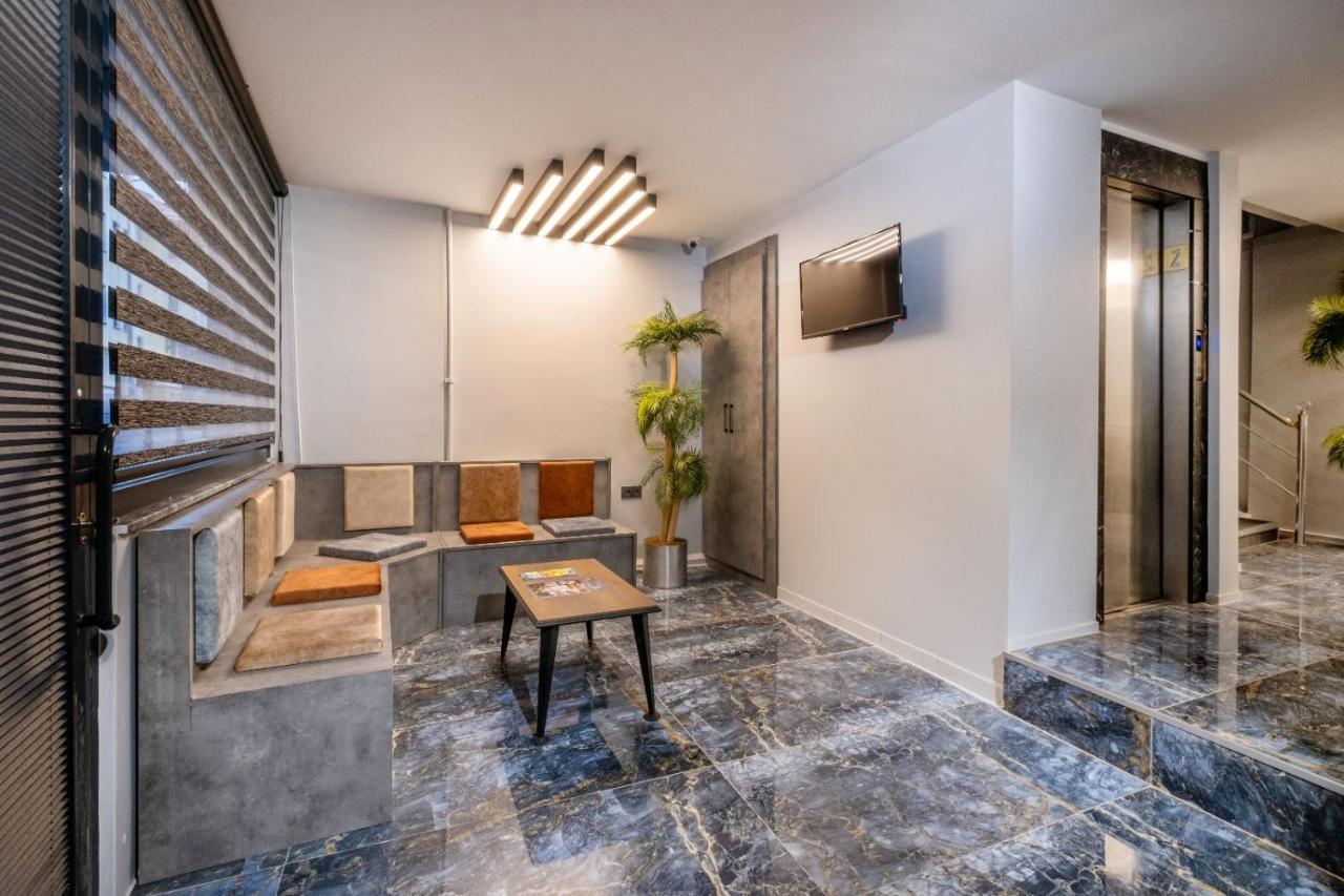 The Queen Hotel 이스탄불 외부 사진